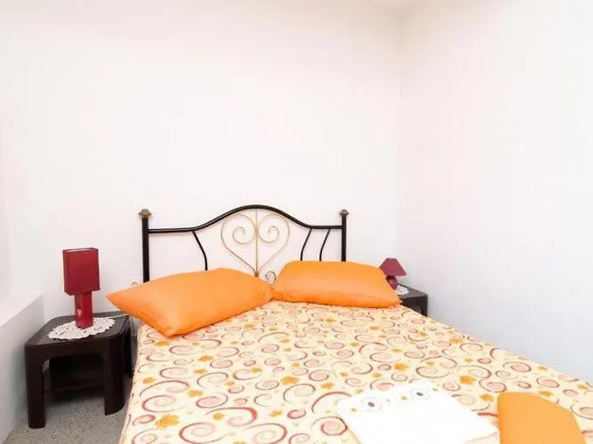 Dalmatin Uljana - Two-bedroom 2 Žuljana